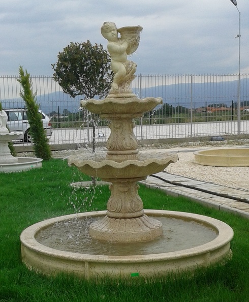 фонтан малък на 2 нива с водно огледало ф175.jpg